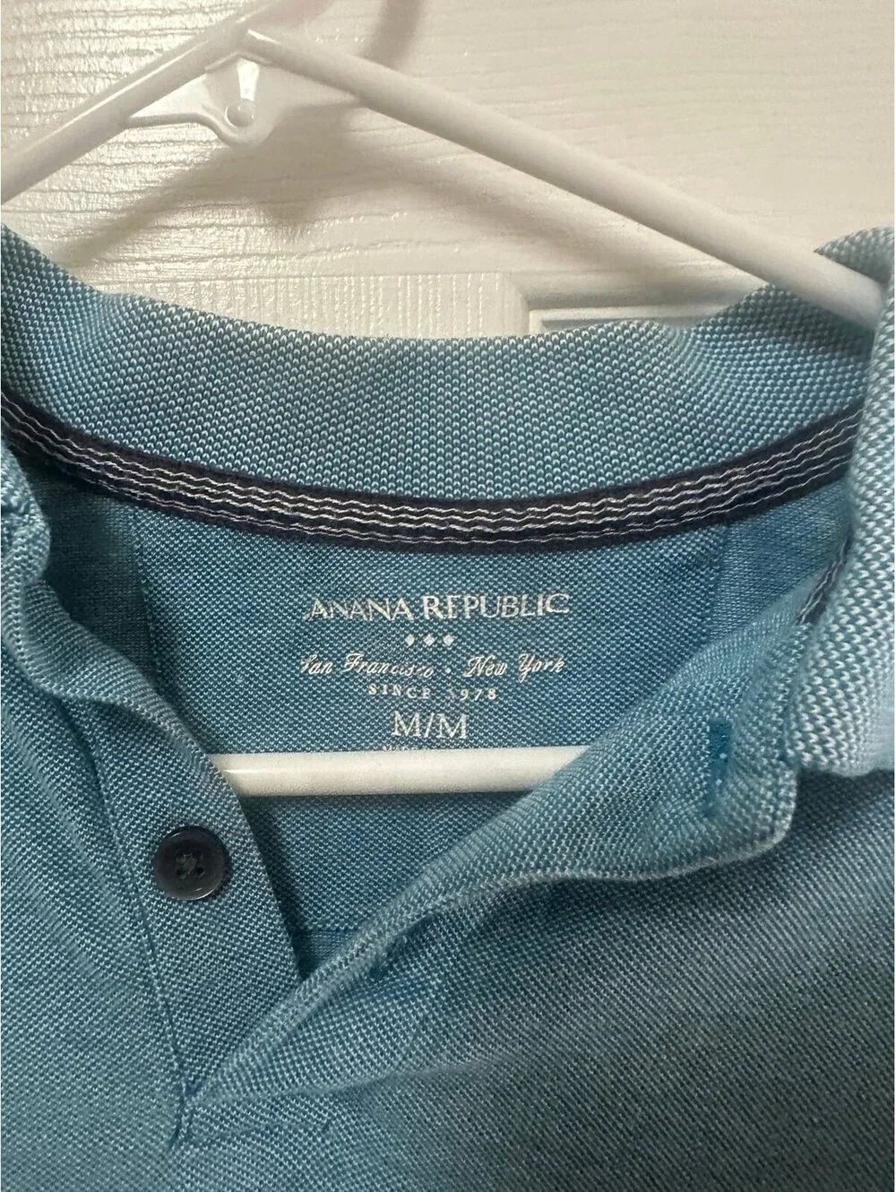 Banana republic Polo Shirt size medium